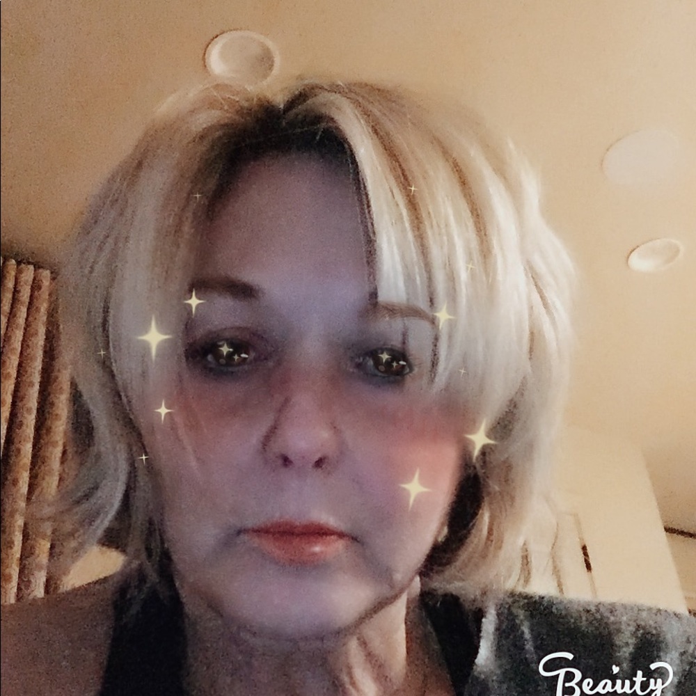 Meet your Posher, Jeanann